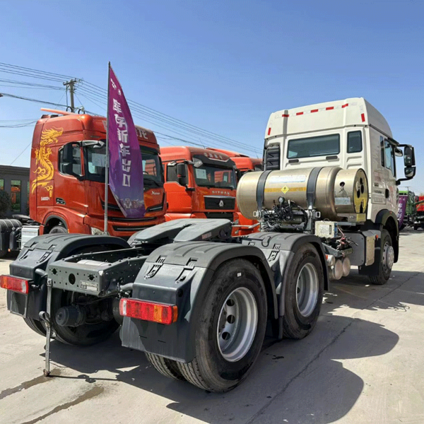 TIANMU-K1008  HOWO TX 6X4 LNG steel plate suspension manual transmission - Image 4